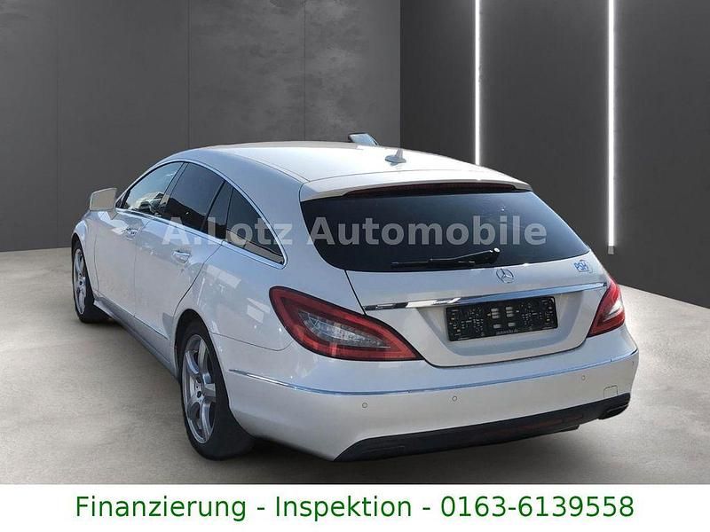 Gebraucht Mercedes CLS350 265 PS (194 kW) 2013 Weiß Kombi