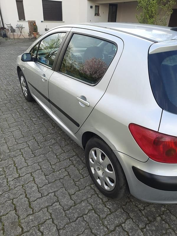 Gebraucht Peugeot 307 88 PS (64 kW) 2003 Grau Kombi
