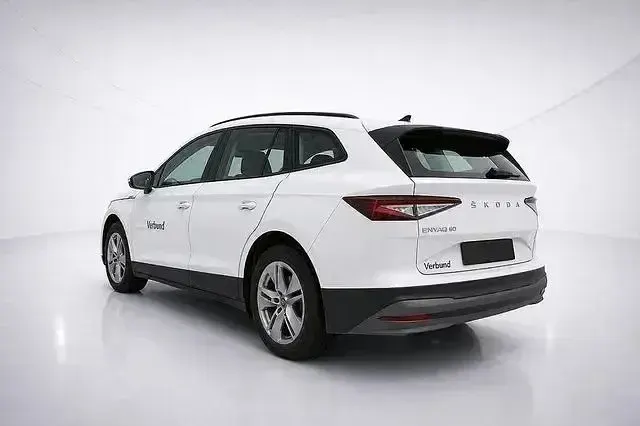 Gebraucht Skoda Enyaq iV Loft 132 kW (180 PS) 2022 Weiß SUV