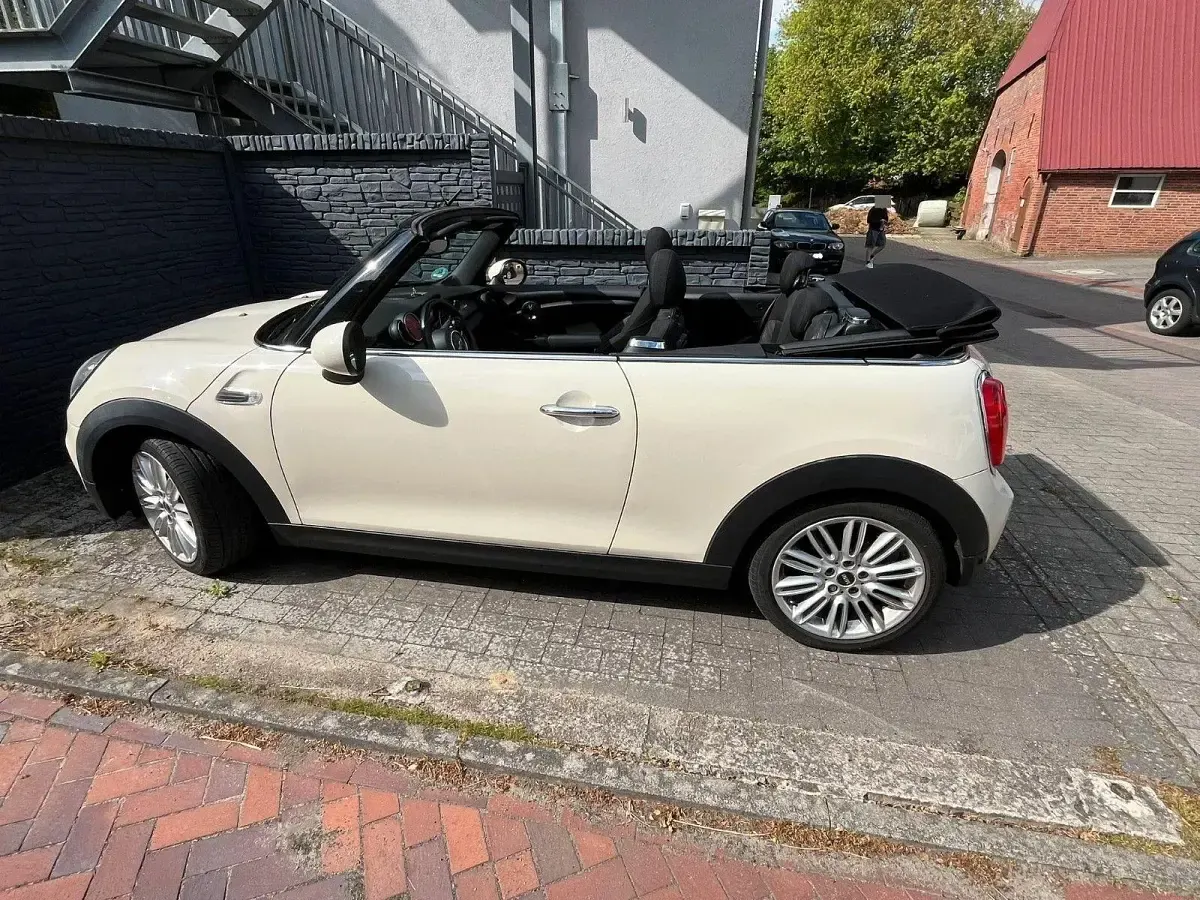 Gebraucht Mini Cooper 136 PS (100 kW) 2017 Weiß Kleinwagen