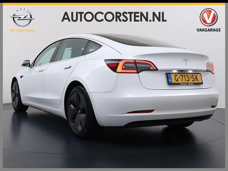 Gebraucht Tesla Model 3 Standard Range Plus 239 kW (325 PS) 2019 Weiß Limousine