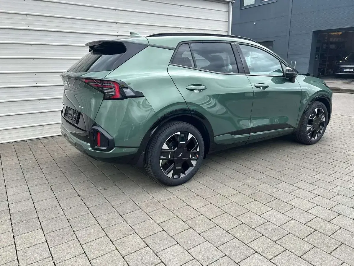 Neu Kia Sportage GT-Line 150 PS (110 kW) 2026 Experience grün metallic SUV