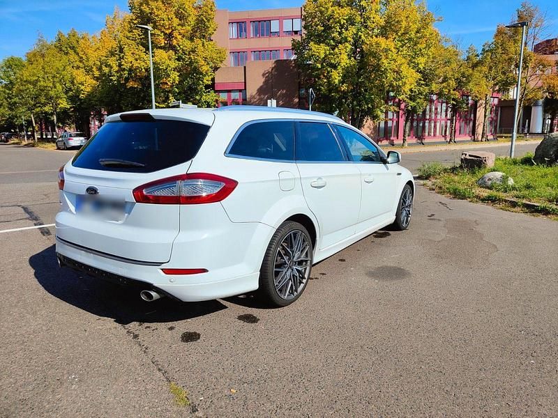 Gebraucht Ford Mondeo Titanium S 200 PS (147 kW) 2014 Weiß Kombi