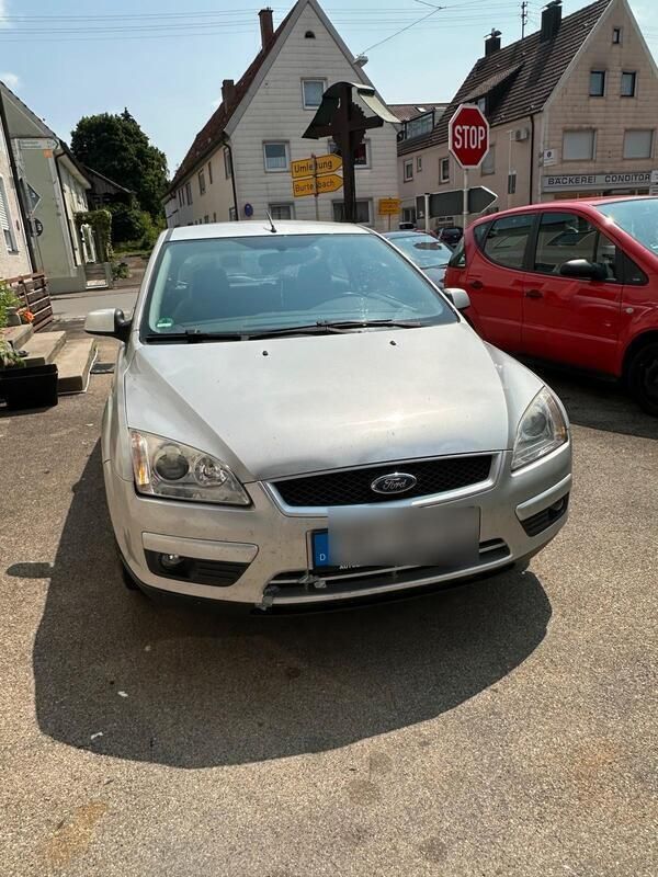 Silber Gebraucht 2007 Ford Focus Style Limousine | 1.799 € (Guter Preis) - Bild 1/4