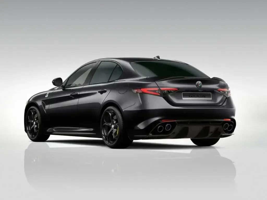Neu Alfa Romeo Giulia Quadrifoglio 521 PS (383 kW) 2026 Schwarz Limousine