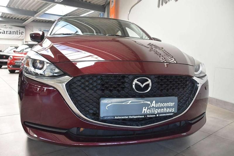 Deep crimson mc Gebraucht 2022 Mazda 2 Center-Line Kleinwagen | 13.380 € (Fairer Preis) - Bild 1/4