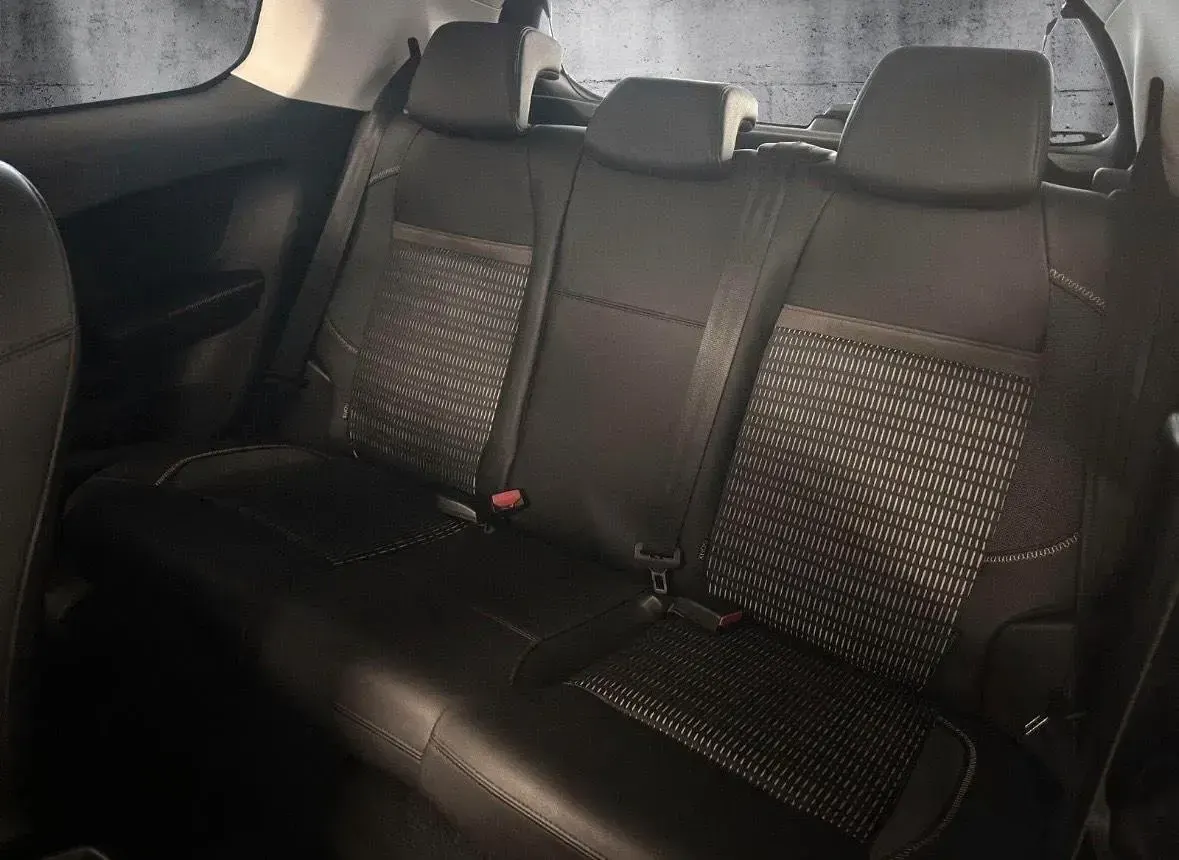 Gebraucht Peugeot 208 Allure 120 PS (88 kW) 2013 Schwarz Kleinwagen