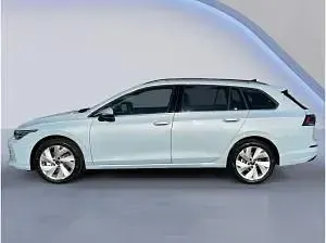 Neu VW Golf VIII Style 150 PS (110 kW) 2025 Crystaliceblue Kombi