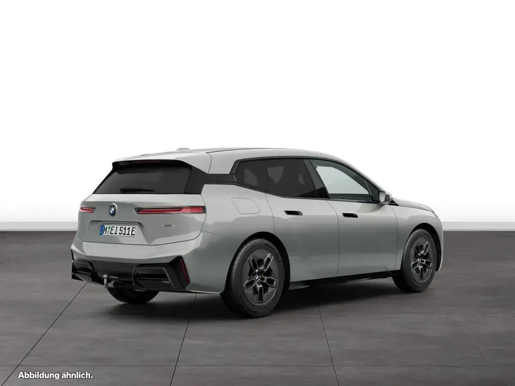 Gebraucht BMW iX 300 kW (408 PS) 2025 Grau SUV