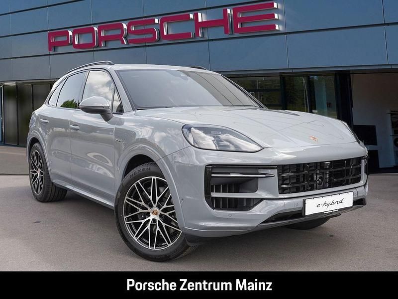 Gebraucht Porsche Cayenne 470 PS (345 kW) 2025 Grau SUV
