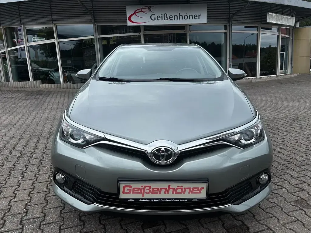 Gebraucht Toyota Auris Design 116 PS (85 kW) 2016 Grau Limousine
