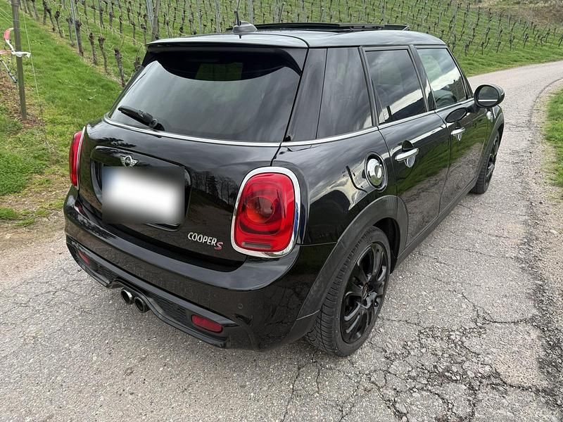 Gebraucht Mini Cooper S 192 PS (141 kW) 2016 Schwarz Kleinwagen