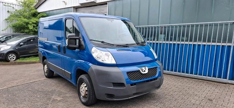 Gebraucht Peugeot Boxer 120 PS (88 kW) 2011 Blau Van