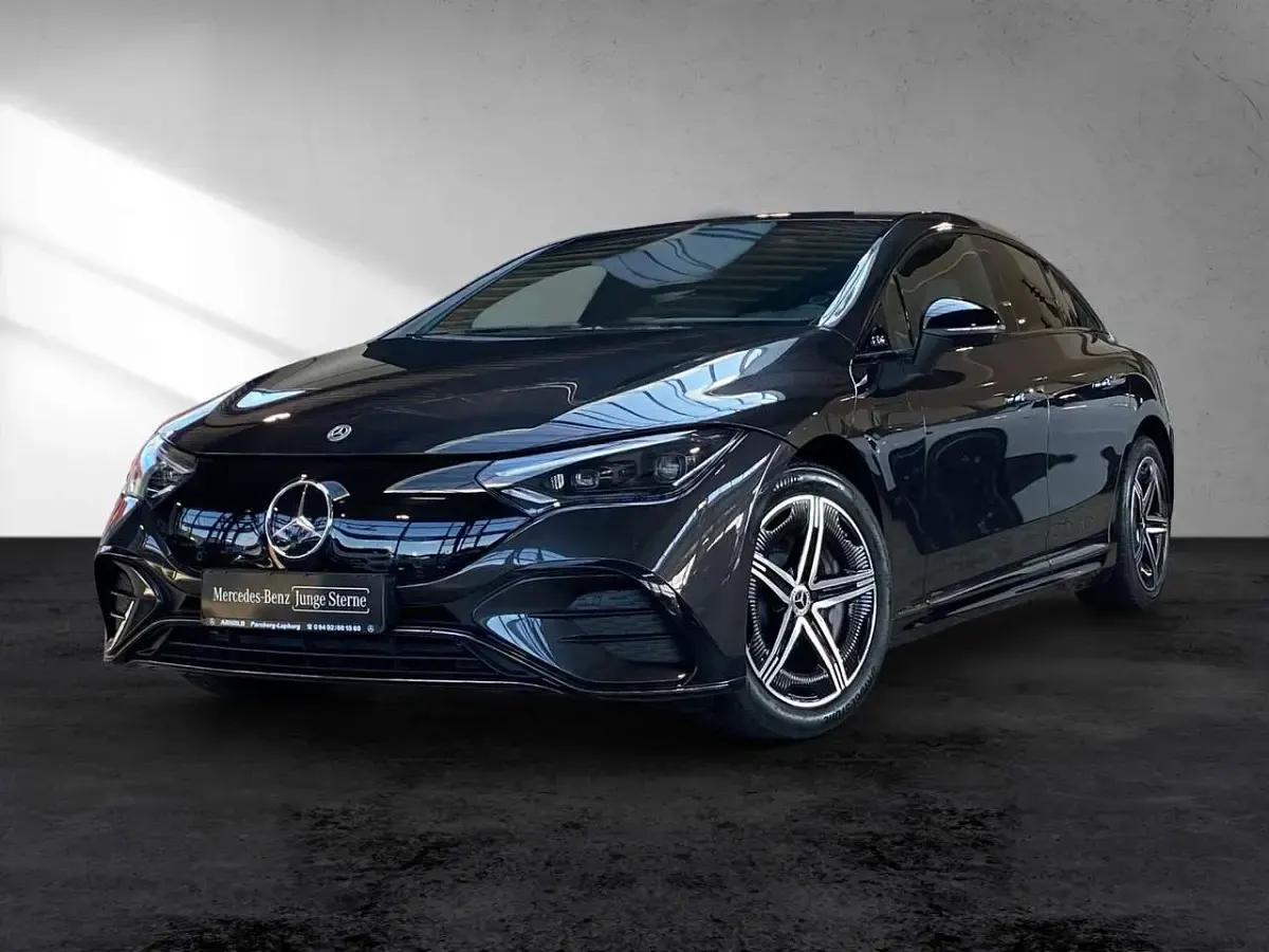 Gebraucht Mercedes EQE350 AMG line 214 kW (292 PS) 2025 Graphitgrau Limousine