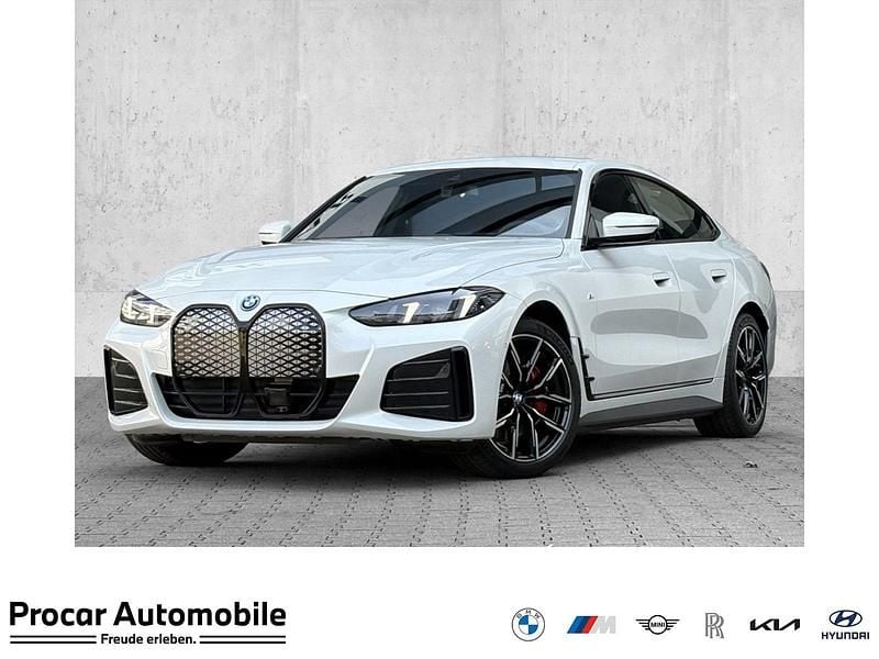 Weiß Neu 2025 BMW i4 Sport Line Limousine | 53.880 € (Guter Preis) - Bild 1/4