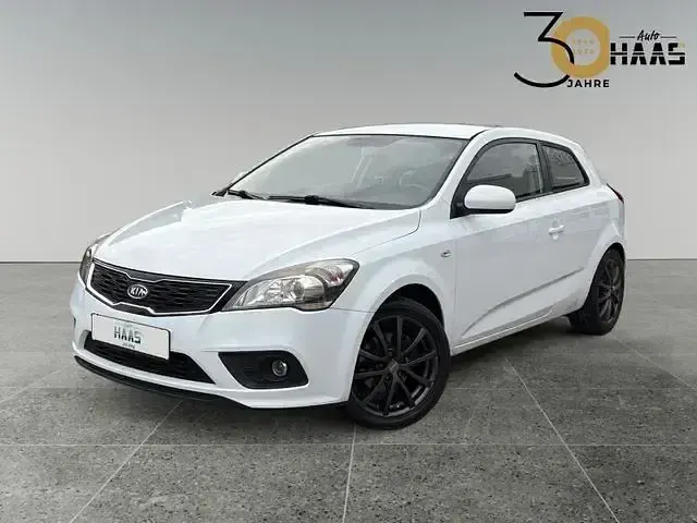 Brugt Kia ProCeed DREAM-TEAM Edition 310 HK (228 kW) 2012 Hatchback