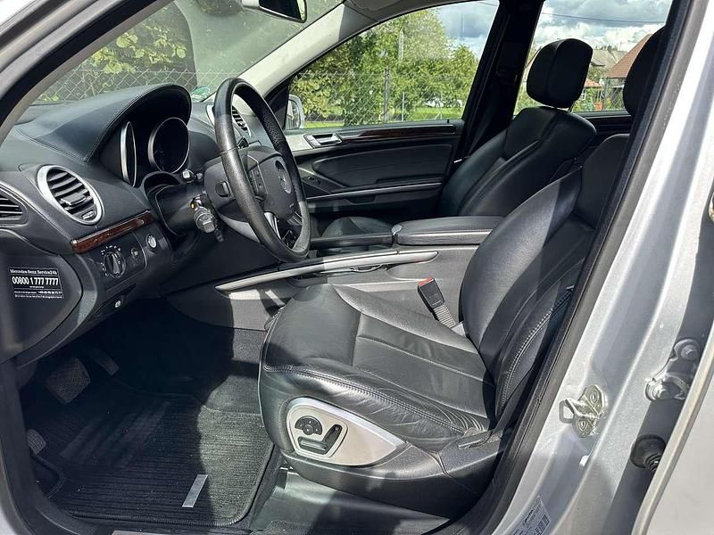 Gebraucht Mercedes GL500 387 PS (284 kW) 2007 Grau SUV