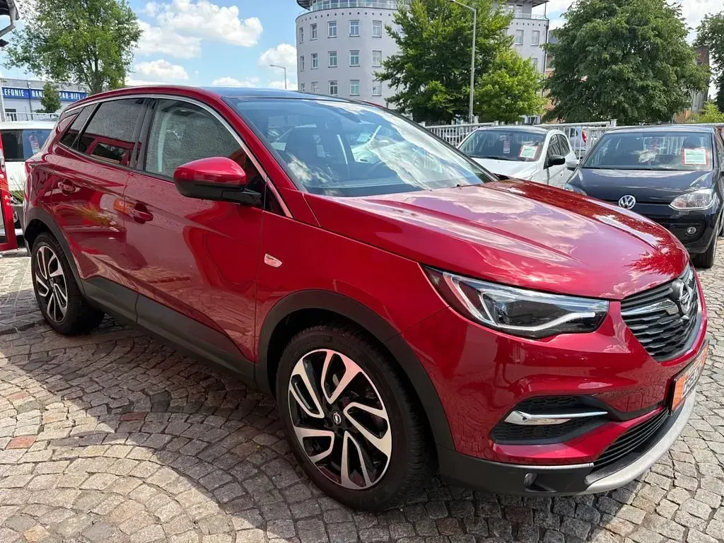 Gebraucht Opel Grandland X Innovation 120 PS (88 kW) 2018 Rot SUV