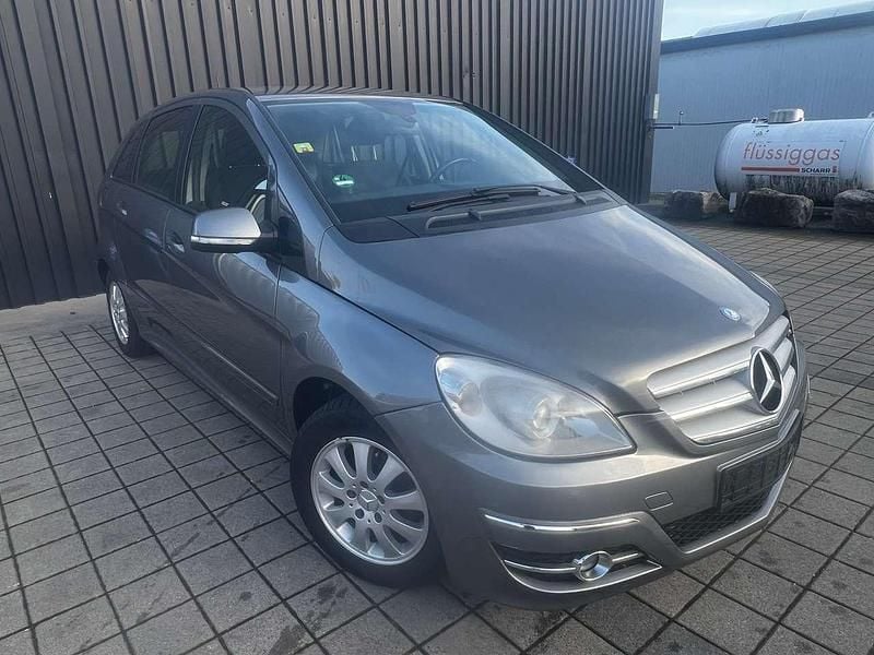Gebraucht Mercedes B170 116 PS (85 kW) 2009 Mountaingrau  met. Van / Kleinbus