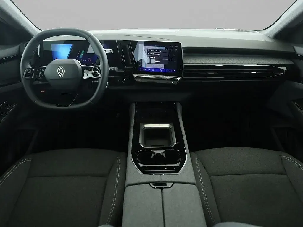 Usado Renault Austral Evolution 158 HP (116 kW) 2025 Cinzento SUV