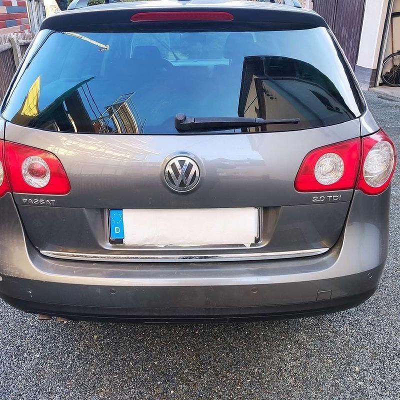 Grau Gebraucht 2007 VW Passat Comfortline Kombi | 2.500 € (Fairer Preis) - Bild 1/4