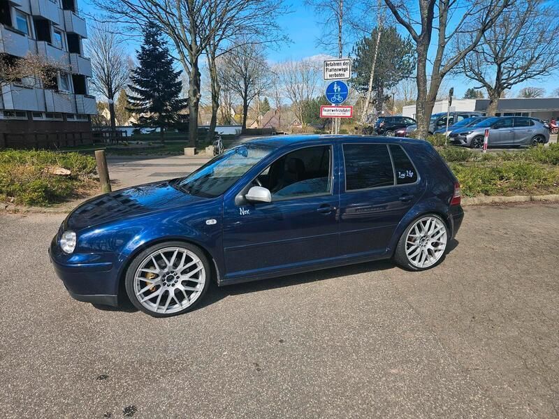 Blau Gebraucht 1999 VW Golf IV GTI Kleinwagen | 3.000 € (Guter Preis) - Bild 1/4