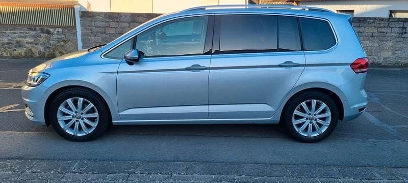 Gebraucht VW Touran Highline 150 PS (110 kW) 2017 Silber Van / Kleinbus