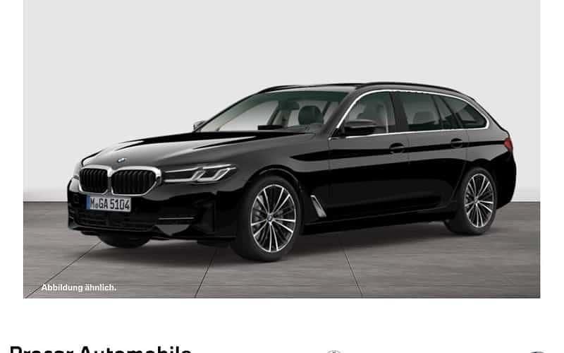 Schwarz Gebraucht 2022 BMW 520 Sport Line Kombi | 33.990 € (Fairer Preis) - Bild 1/4