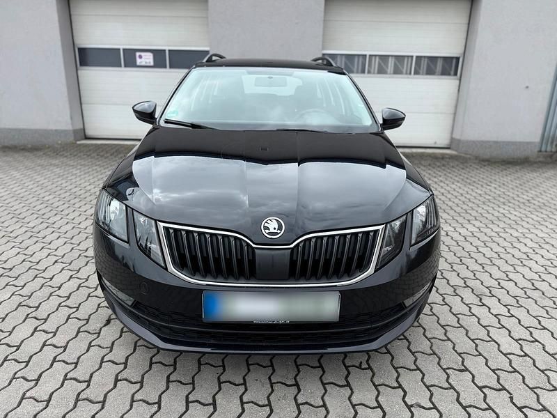 Gebraucht Skoda Octavia 150 PS (110 kW) 2018 Schwarz Kombi