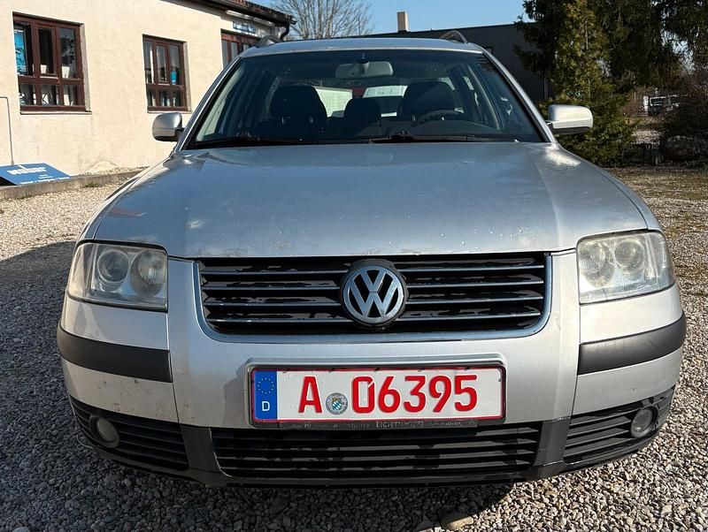 Gebraucht VW Passat 131 PS (96 kW) 2004 Silber Kombi