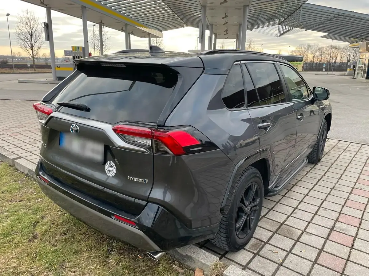 Gebraucht Toyota RAV4 Hybrid 178 PS (130 kW) 2019 Grau SUV