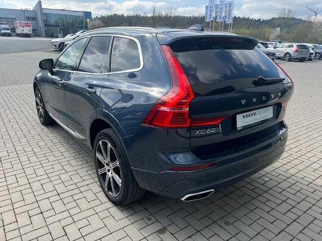 Gebraucht Volvo XC60 Inscription 253 PS (186 kW) 2021 Blau SUV