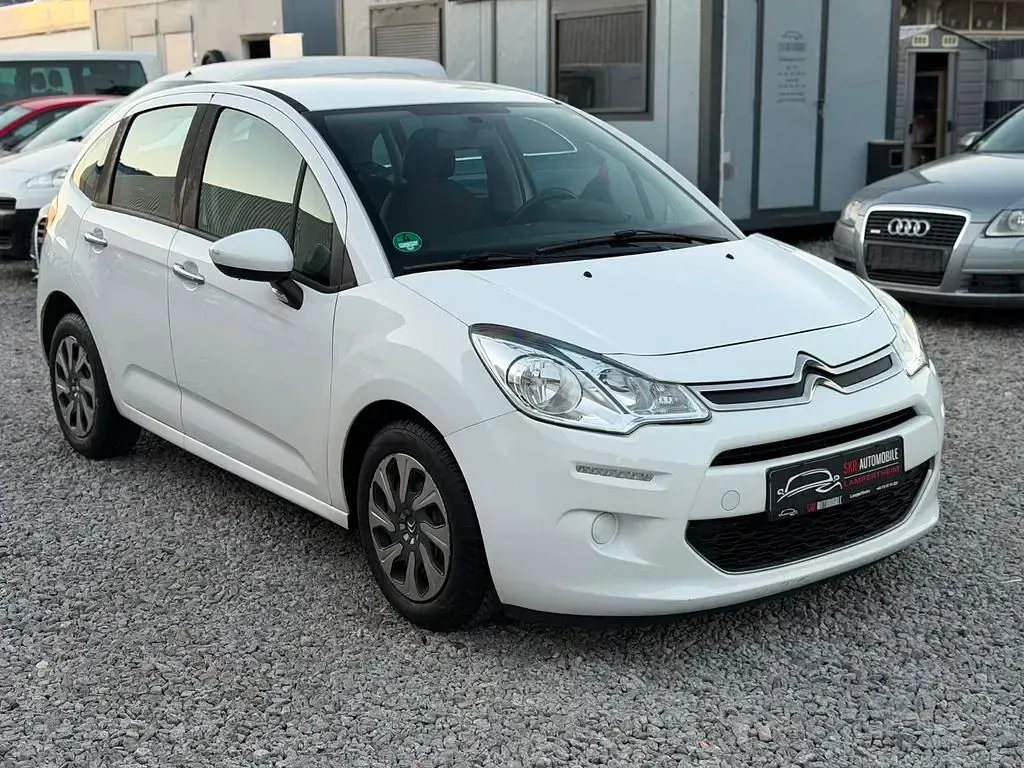 Gebraucht Citroën C3 Tendance 82 PS (60 kW) 2013 Weiß Limousine