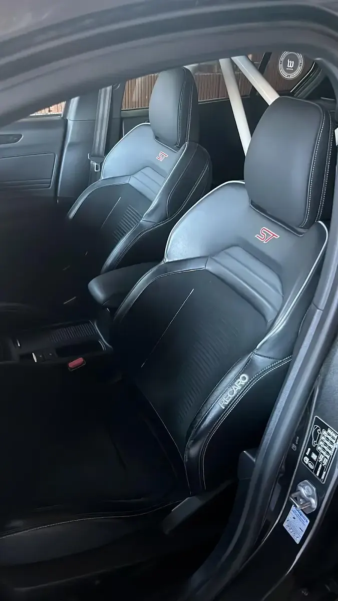 Gebraucht Ford Focus ST 280 PS (205 kW) 2021 Grau Kleinwagen