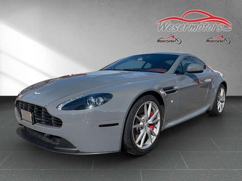 Grau Gebraucht 2014 Aston Martin V8 Coupé | 64.900 € (Superpreis) - Bild 1/4