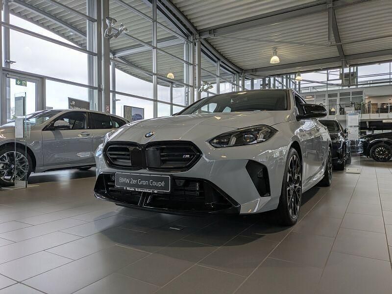 Grau Neu 2024 BMW M235 Performance Coupé | 61.390 € (Guter Preis) - Bild 1/4
