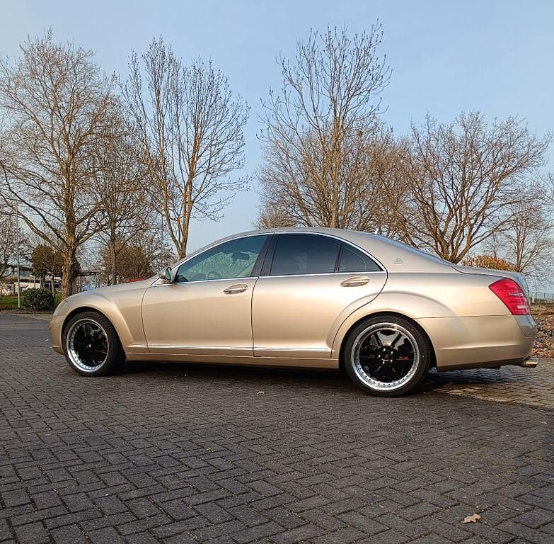 Usata Mercedes S350 272 CV (200 kW) 2005 Oro Berlina
