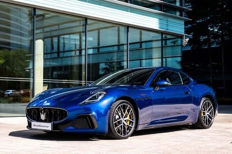 Blau Gebraucht 2023 Maserati Granturismo Coupé | 160.000 € (Etwas zu teuer) - Bild 1/4