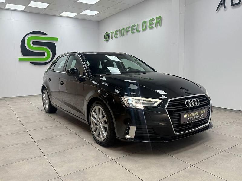 Schwarz Gebraucht 2018 Audi A3 Sportback Sport Limousine | 17.990 € (Fairer Preis) - Bild 1/4