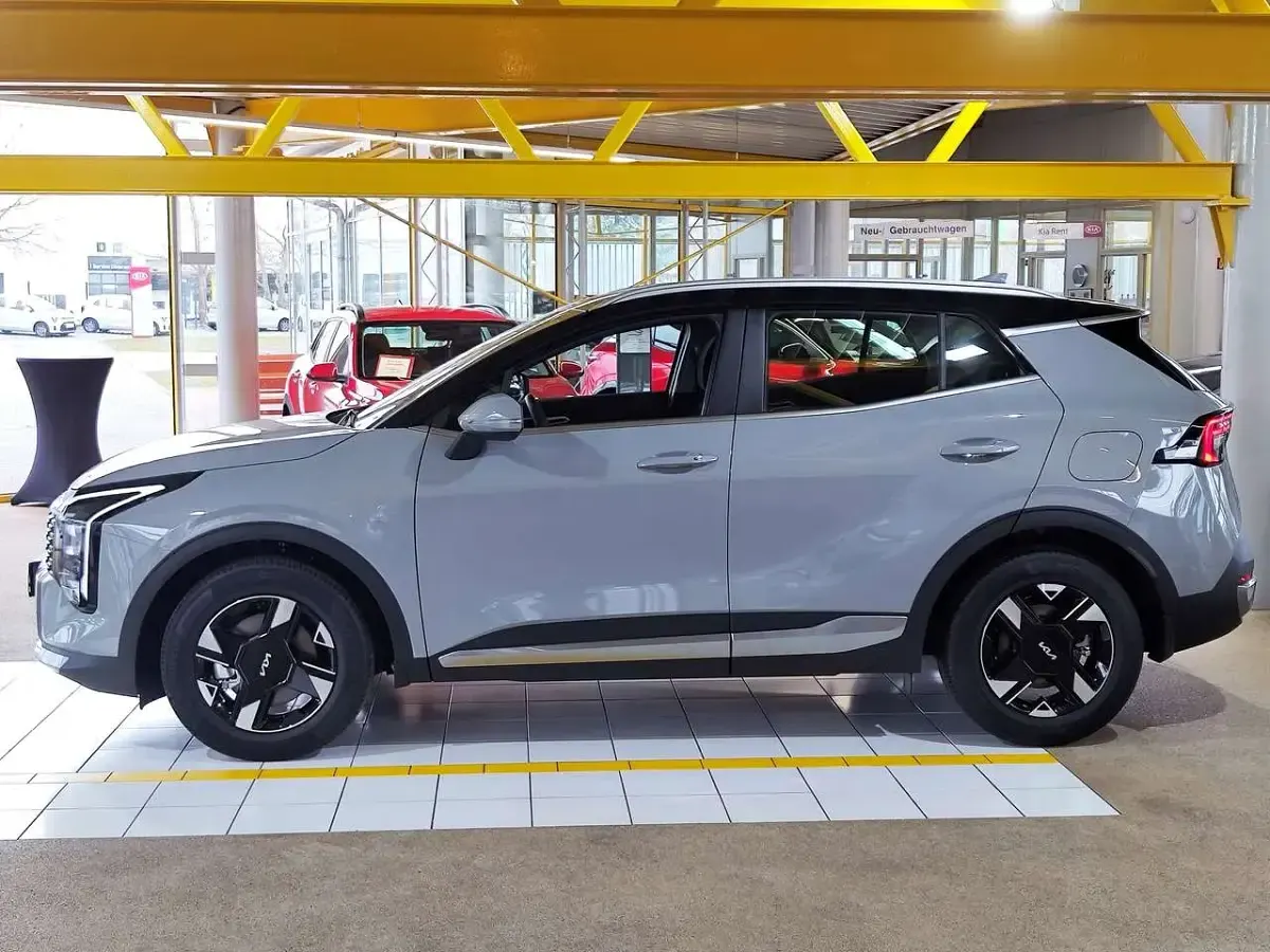 Neu Kia Sportage 150 PS (110 kW) 2026 Grau SUV