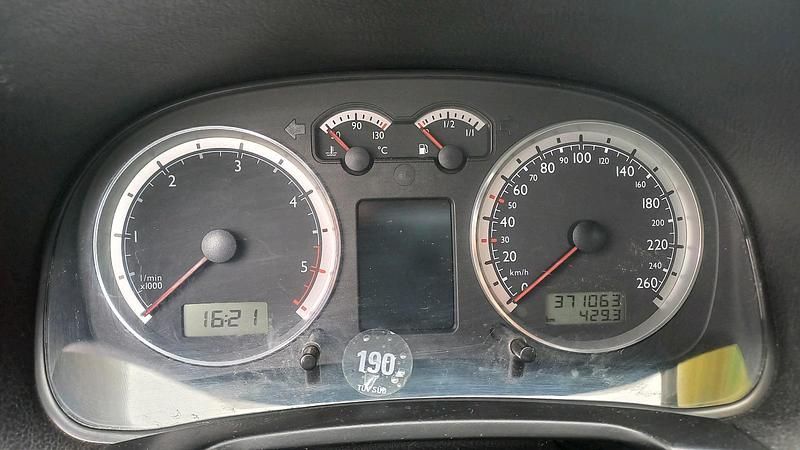 Gebraucht VW Golf IV 131 PS (96 kW) 2004 Blau Kombi