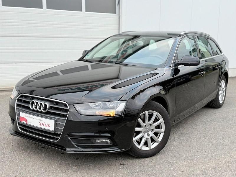 Schwarz Gebraucht 2015 Audi A4 Attraction Kombi | 7.580 € (Superpreis) - Bild 1/4