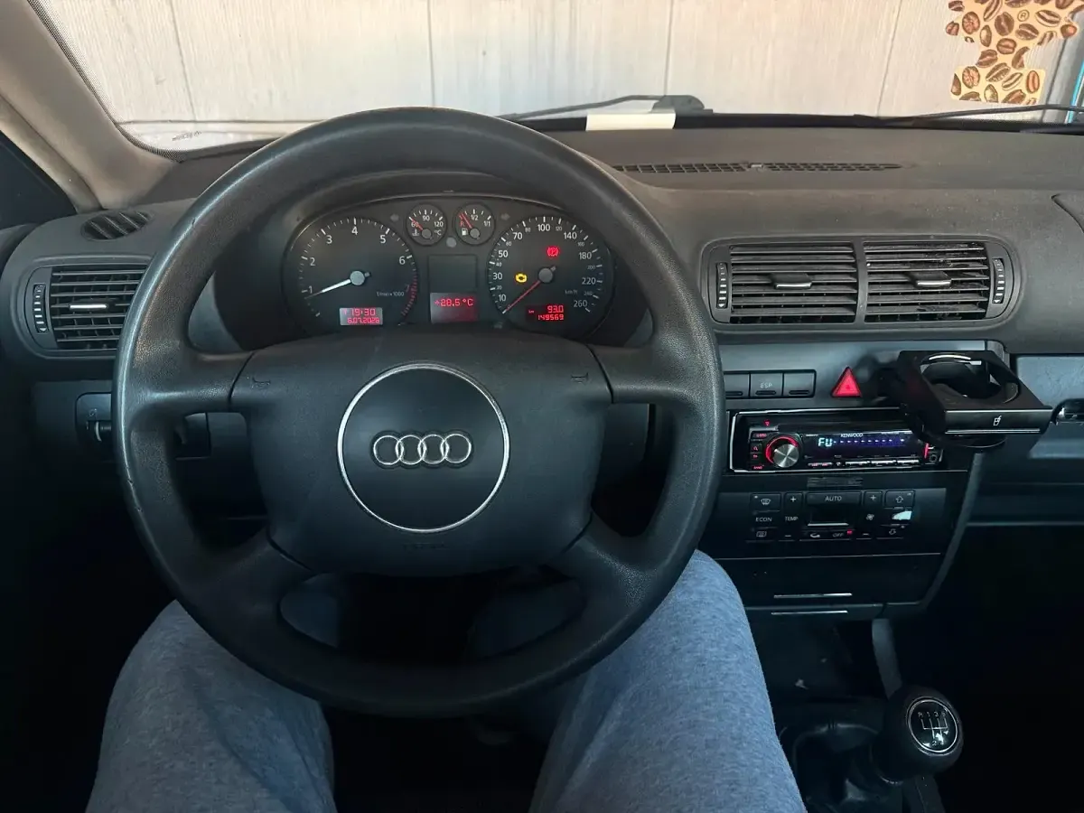 Gebraucht Audi A3 Ambition 102 PS (75 kW) 2001 Andere farben Kleinwagen