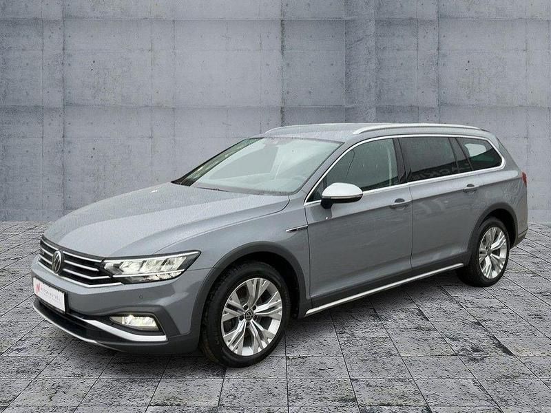 Gebraucht VW Passat Alltrack 200 PS (147 kW) 2022 Mondsteingrau Kombi