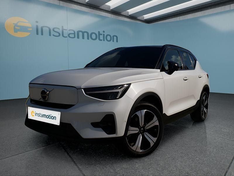 Weiß Gebraucht 2022 Volvo XC40 SUV | 36.949 € (Etwas zu teuer) - Bild 1/4