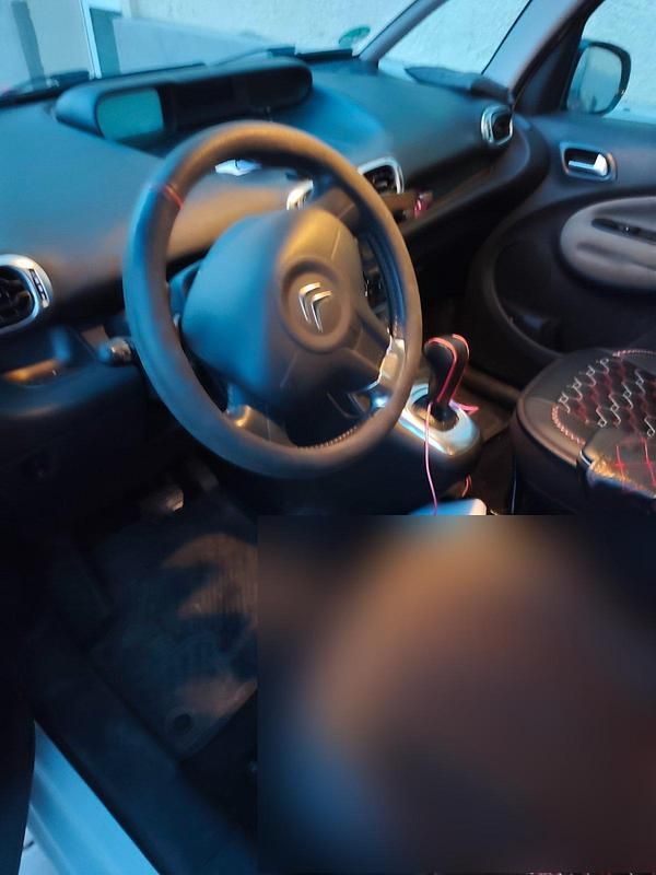 Gebraucht Citroën C3 Picasso 92 PS (67 kW) 2013 Weiß Van / Kleinbus