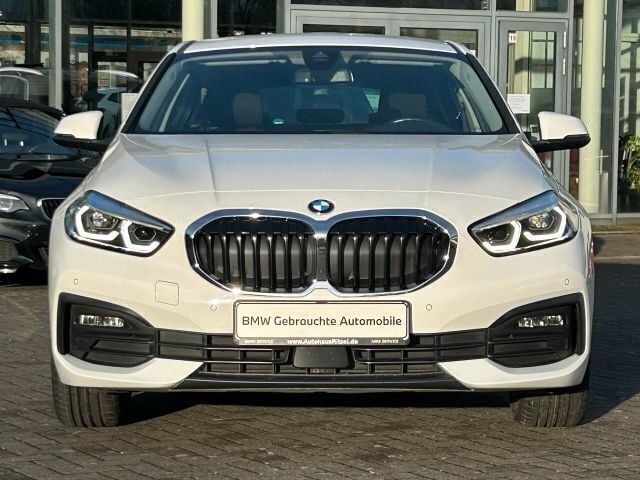 Gebraucht BMW 116 Advantage 116 PS (85 kW) 2019 Alpinweiss Kleinwagen