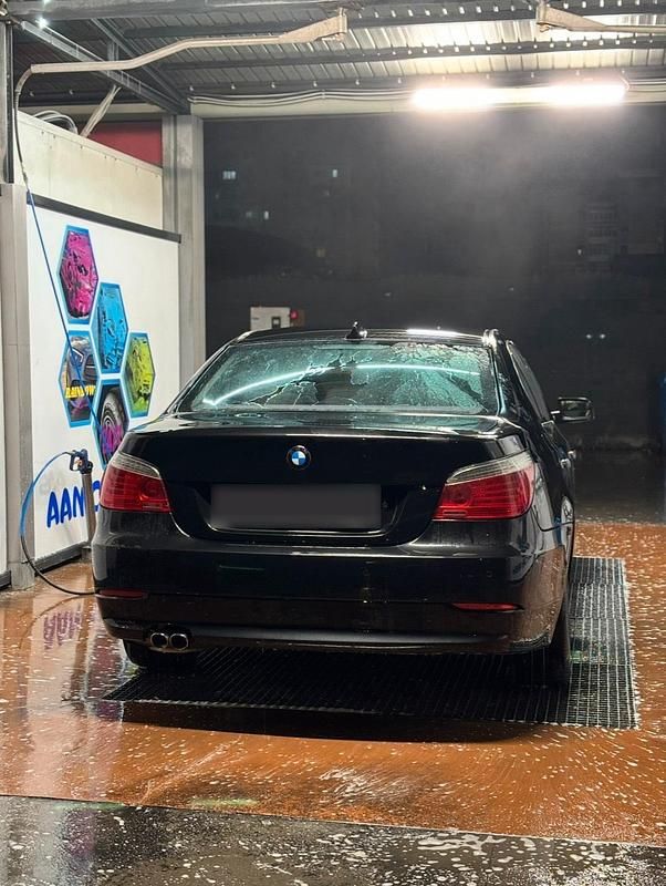 Gebraucht BMW 530 235 PS (172 kW) 2009 Schwarz Limousine