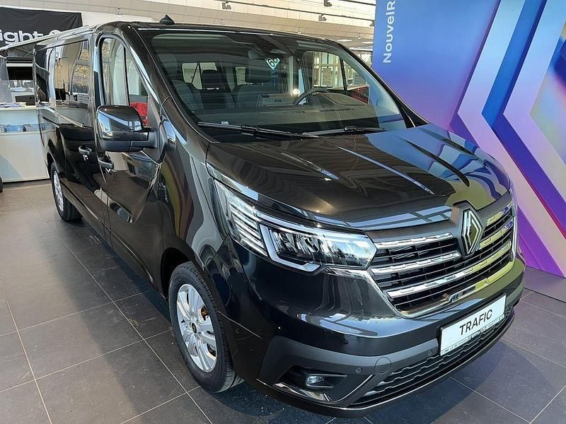 Neu Renault Trafic Evolution 150 PS (110 kW) 2026 Tenebroschwarz metallic Van / Kleinbus
