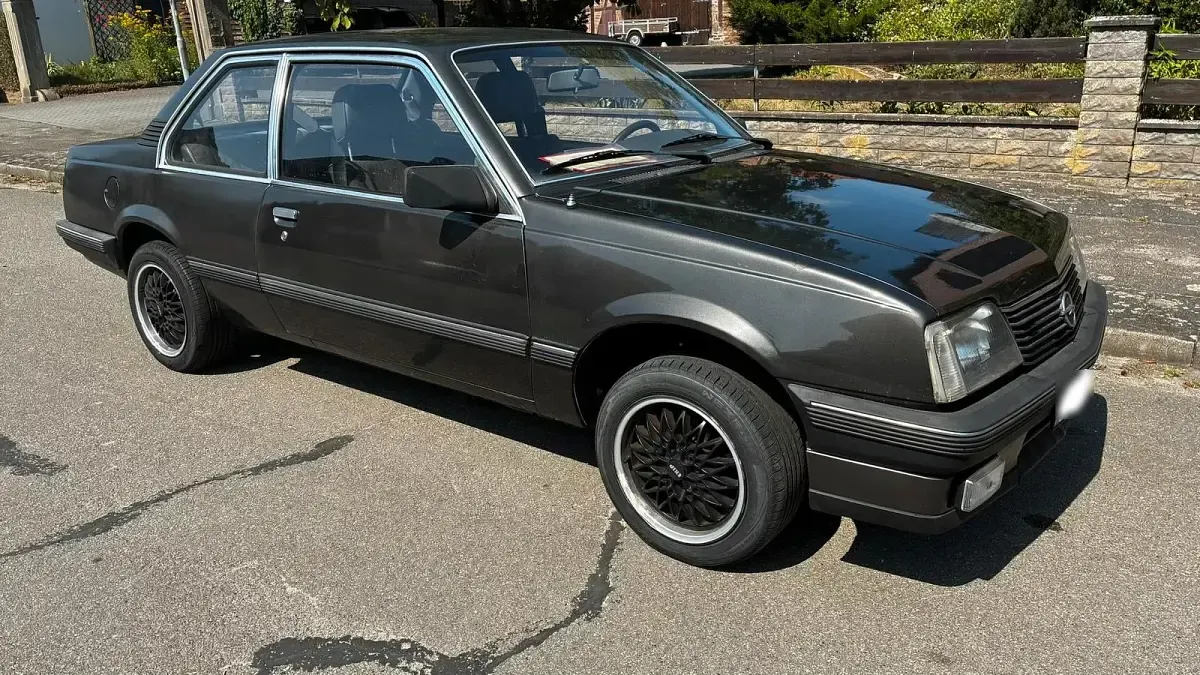 Gebraucht Opel Ascona 75 PS (55 kW) 1983 Grün Coupé